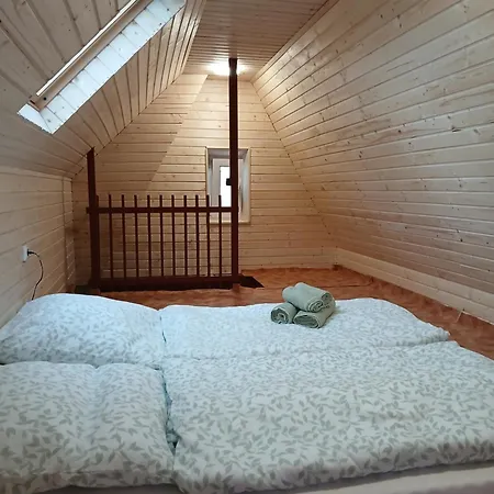 Chaloupka Vanydan Semesterbostad